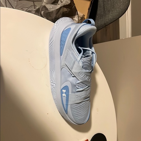 Under Armour Black Shoe Box - Picture 3 of 3